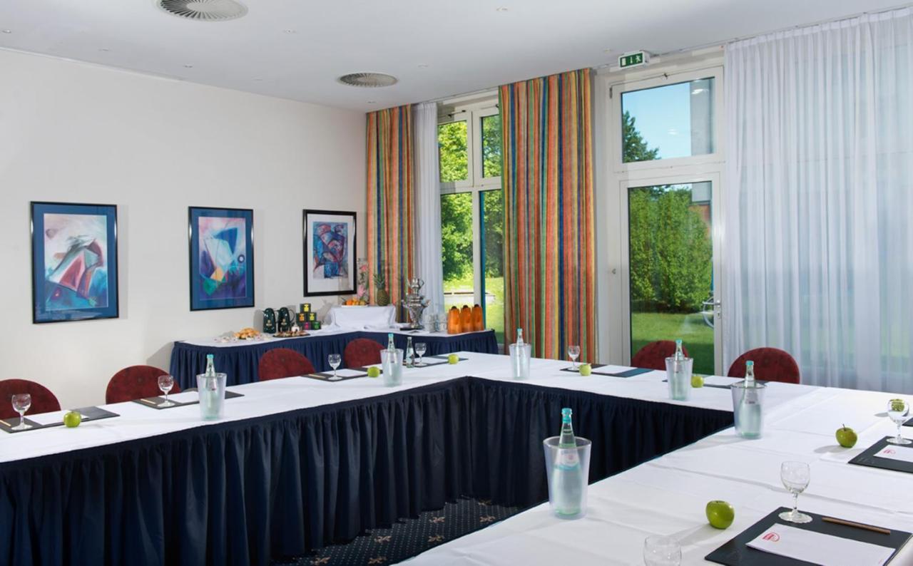 Wyndham Garden Wismar Gaegelow Бизнес фото